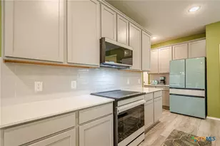 1418 Prynne St, New Braunfels, TX 78130 - Photo 6