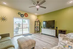 1418 Prynne St, New Braunfels, TX 78130 - Photo 14