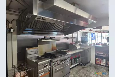 1004 S Key Avenue, Lampasas, TX 76550 - Photo 4