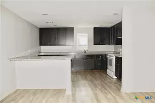 2051 Indian Hills Dr, Spring Branch, TX 78070 - Photo 4