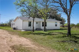 817 McAdams Rd, Goliad, TX 77963 - Photo 2