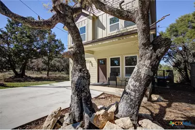 1577 Whispering Hills Drive, Canyon Lake, TX 78133 - Photo 4