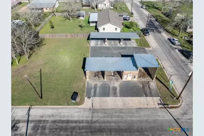 806 N Avenue G, Shiner, TX 77984 - Photo 30