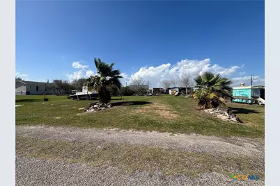 1508 W Tyler Avenue, Port O'Connor, TX 77982 - Photo 8