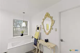 8292 Hartrick Bluff Rd, Temple, TX 76502 - Photo 18