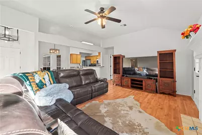 203 N Lamar Street, Little River-Academy, TX 76554 - Photo 4