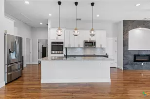 3225 Hawthorne Rd, Spring Branch, TX 78070 - Photo 10