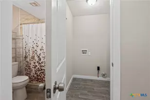 617 Bartlett, Victoria, TX 77905 - Photo 12