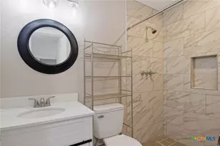 617 Bartlett, Victoria, TX 77905 - Photo 14