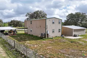 617 Bartlett, Victoria, TX 77905 - Photo 6
