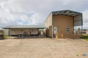 617 Bartlett, Victoria, TX 77905 - Photo 2