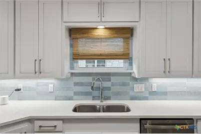 119 Robin Road, Highland Haven, TX 78654 - Photo 16