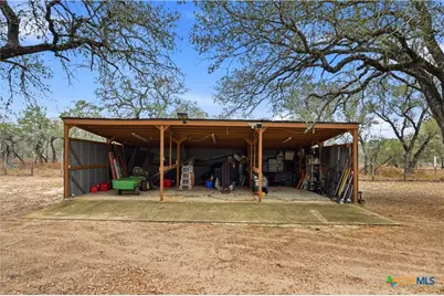 561 County Road 785, Natalia, TX 78059 - Photo 30