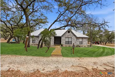 561 County Road 785, Natalia, TX 78059 - Photo 2