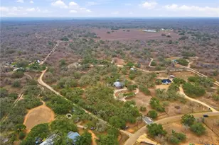 561 Co Rd 785, Natalia, TX 78059 - Photo 42