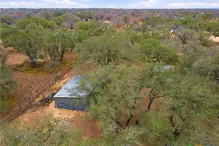 561 Co Rd 785, Natalia, TX 78059 - Photo 4