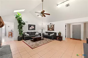 561 Co Rd 785, Natalia, TX 78059 - Photo 12