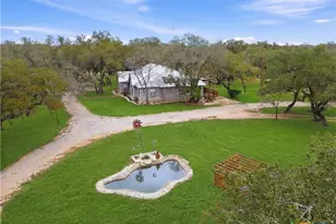 561 Co Rd 785, Natalia, TX 78059 - Photo 36