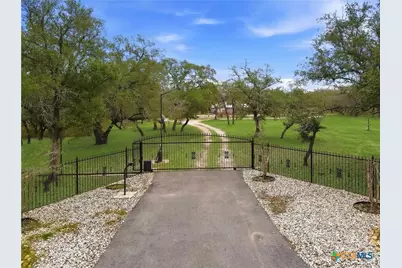 561 County Road 785, Natalia, TX 78059 - Photo 1