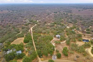 561 Co Rd 785, Natalia, TX 78059 - Photo 42