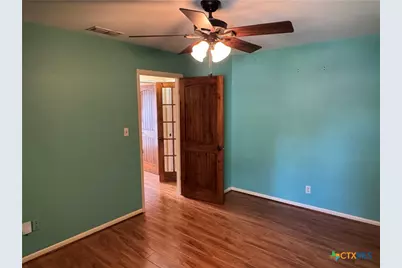 401 Shiloh Drive, Victoria, TX 77904 - Photo 18