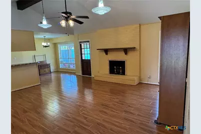 401 Shiloh Drive, Victoria, TX 77904 - Photo 6