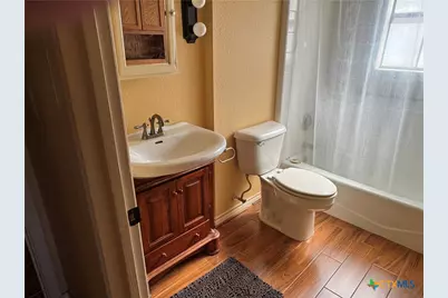 401 Shiloh Drive, Victoria, TX 77904 - Photo 20