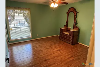 401 Shiloh Drive, Victoria, TX 77904 - Photo 22