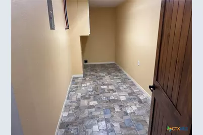 401 Shiloh Drive, Victoria, TX 77904 - Photo 16
