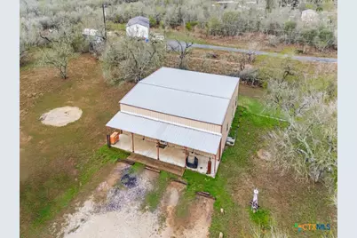 813 Pleasant Acres Drive, Seguin, TX 78155 - Photo 24