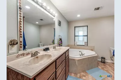 813 Pleasant Acres Drive, Seguin, TX 78155 - Photo 12