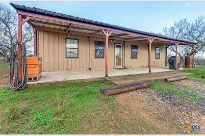813 Pleasant Acres Drive, Seguin, TX 78155 - Photo 4