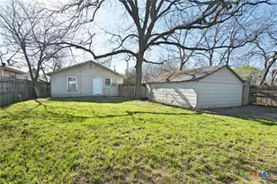 875 Porter St, New Braunfels, TX 78130 - Photo 24