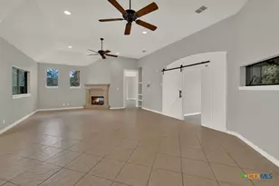 923 Krona Ct, New Braunfels, TX 78132 - Photo 14