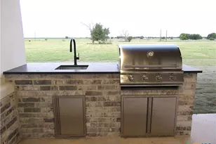 611 Willow Moon Ranch Rd, Crawford, TX 76638 - Photo 38
