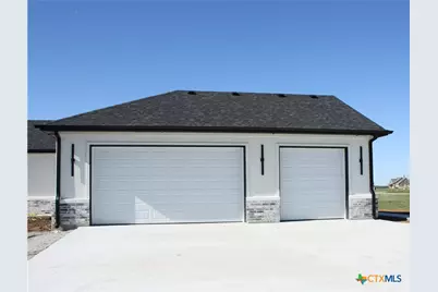 611 Willow Moon Ranch Road, Crawford, TX 76638 - Photo 4