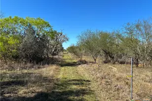 130 Old Goliad Rd, Refugio, TX 78377 - Photo 36