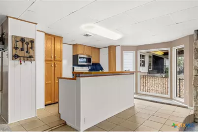 92 Turtle Lane, Seguin, TX 78155 - Photo 14