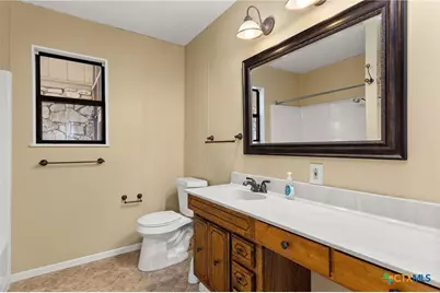 92 Turtle Lane, Seguin, TX 78155 - Photo 32