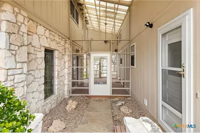 92 Turtle Lane, Seguin, TX 78155 - Photo 28