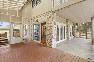 92 Turtle Ln, Seguin, TX 78155 - Photo 10