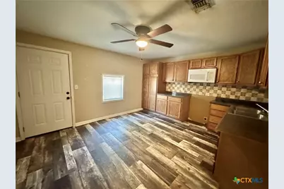 4904 Lone Tree Road, Victoria, TX 77901 - Photo 4