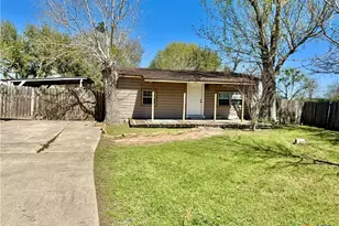 4904 Lone Tree Rd, Victoria, TX 77901 - Photo 1