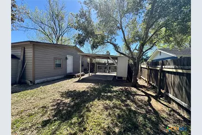 4904 Lone Tree Road, Victoria, TX 77901 - Photo 8