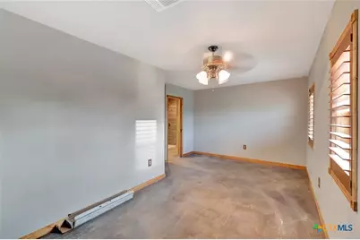 52 N Old Bloomington Road, Victoria, TX 77905 - Photo 10