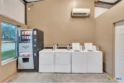 52 N Old Bloomington Road, Victoria, TX 77905 - Photo 22