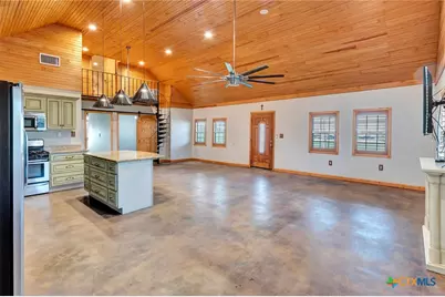 52 N Old Bloomington Road, Victoria, TX 77905 - Photo 6