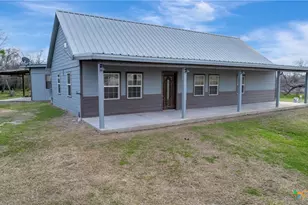 52 N Old Bloomington Rd, Victoria, TX 77905 - Photo 2