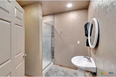 52 N Old Bloomington Road, Victoria, TX 77905 - Photo 24