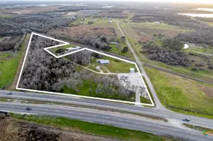 52 N Old Bloomington Rd, Victoria, TX 77905 - Photo 1